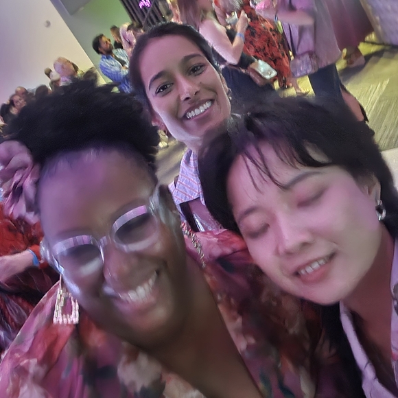 POSHFEST SPEAKER*MENTOR*BOSS - Picture 13 of 15